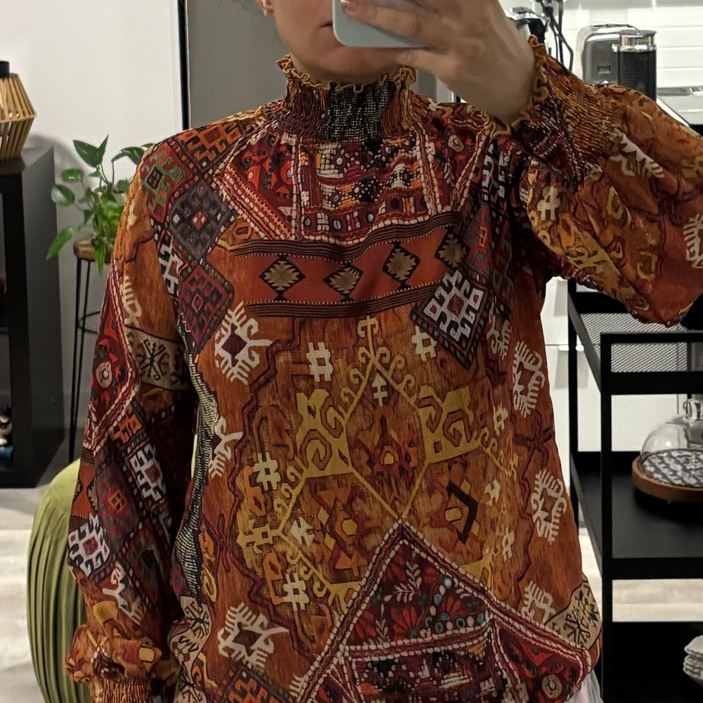 Local European Multicolor Patterned Blouse